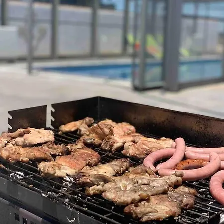 Murtra Especial Familia Hasta 16 Pax Piscina Hozanejos